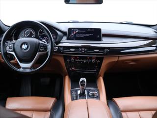 BMW X6 3,0 40d 230kW xD Aut. CZ LED SUV - Foto 27