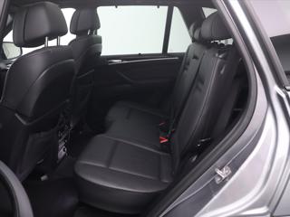 BMW X5 3,0 xDrive 40da 225kW 7-Míst SUV - Foto 14