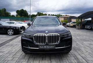 BMW X7 40i xDrive/panorama/7 míst SUV