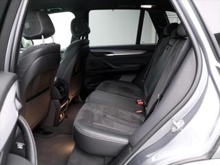 BMW X5 3,0 M50d 280kW xDrive Aut. CZ SUV - Foto 8