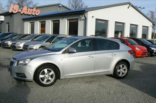 Chevrolet Cruze 1,6 hatchback