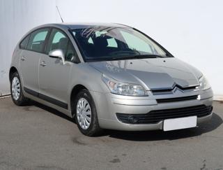 Citroën C4 1.4 16V 65kW hatchback