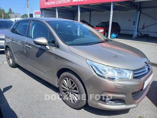 Citroën C4 1.6i, ČR hatchback