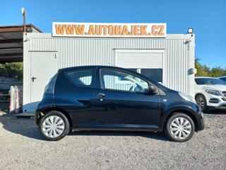 Citroën C1 1.0i 50kW hatchback
