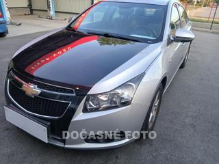 Chevrolet Cruze 1.8i sedan
