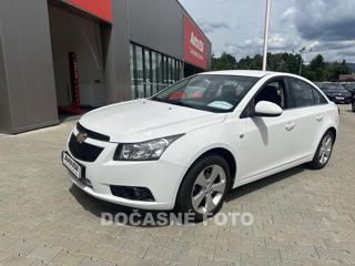Chevrolet Cruze 1.8i sedan