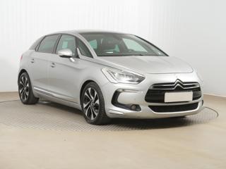 Citroën DS5 2.0 HDi 120kW hatchback