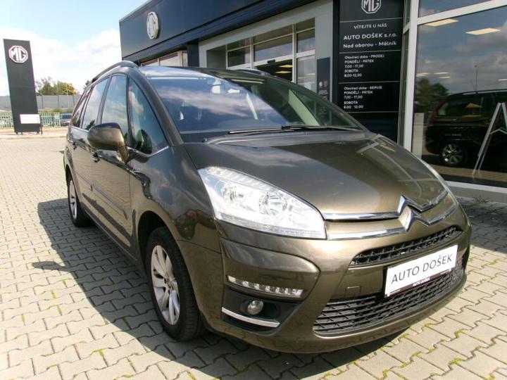 Vůz s VIN VF7UARHE8BJ734453