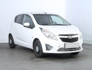 Chevrolet Spark 1.0 16V 50kW hatchback
