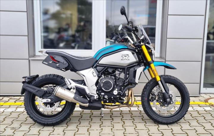 Vůz s VIN LCEPEWL12N6008905