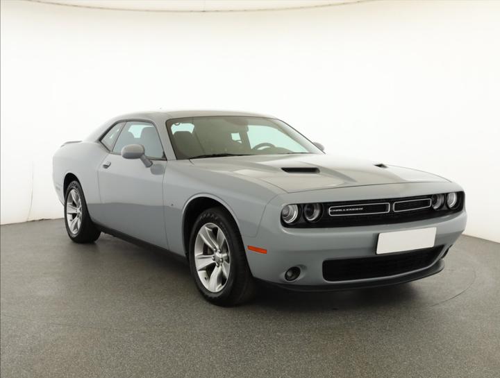Dodge Challenger - ilustrační obrázek