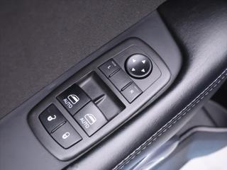 Dodge Challenger 3,6 V6 227kW Automat SXT kupé - Foto 17