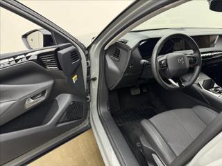 DS Automobiles DS4 1,5 DPH HUD TROCADERO AT8 ČR hatchback - Foto 31