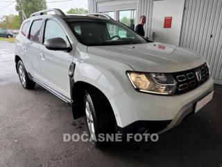 Dacia Duster 1.6 I, 1.maj, ČR SUV