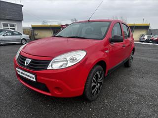 Dacia Sandero 1,4 MPi -- HEZKÝ STAV-MÁLO KM hatchback