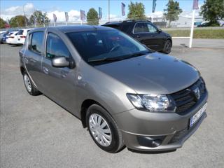 Dacia Sandero 1,2 i 55kW 2x kola, klima, ČR hatchback