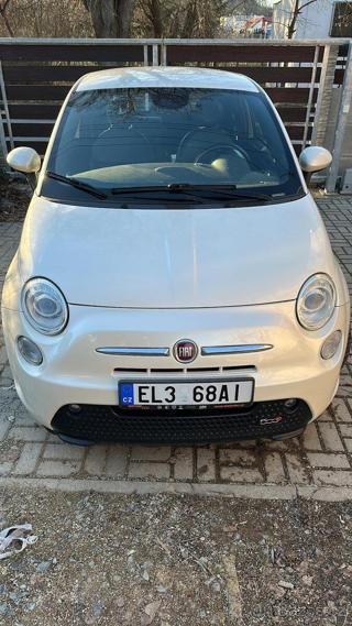 Fiat 500e elektromobil hatchback