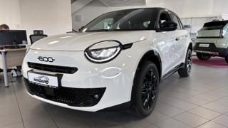 Fiat 600 1.2T Street 6MT hatchback