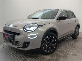 Fiat 600 156k BEV 54kWh  e La Prima SUV