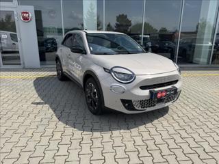 Fiat 600 156k BEV 54kWh  e La Prima SUV