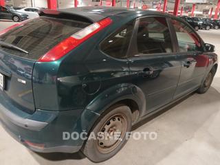 Ford Focus 1.6 hatchback