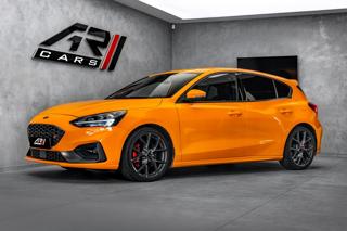 Ford Focus 2.3 ST Performance Recaro hatchback