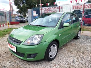 Ford Fiesta 1,3 i Top stav hatchback