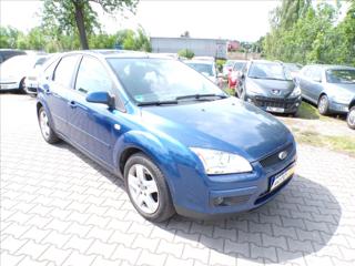Ford Focus 1,6 16V TAŽNÉ ZAŘÍZENÍ hatchback