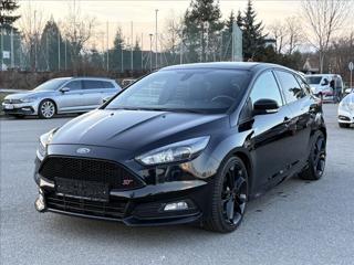 Ford Focus 2,0 TDCi ST 136kW Xen,Šíbr,Nav hatchback
