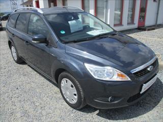 Ford Focus 1,6 i, klima, serviska, tažné, kombi