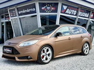 Ford Focus 2,0i 184kW EcoB SCTI ST kombi
