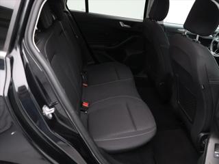 Ford Focus 2,0 TDCI 110kW Titanium LED kombi - Foto 13