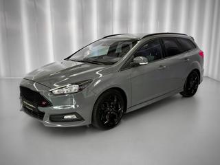 Ford Focus 2.0L 184KW ECOBOOST ST, RECARO, SPORT. VÝFUK kombi