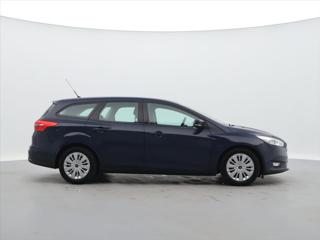 Ford Focus 1,5 TDCI 70 kW Aut.klima CZ kombi - Foto 8