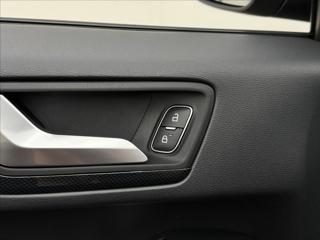 Ford Focus 1,5 ST-LINE ZÁRUKA LED 1MAJ ČR kombi - Foto 30