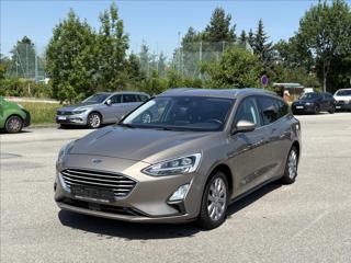 Ford Focus 1,5 TDCi88kW Led,ACC,Kamer,Výh kombi