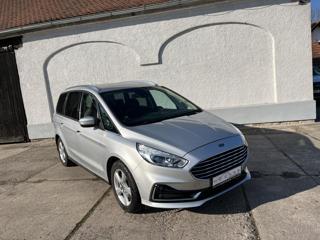 Ford Galaxy 2.0 110KW LIFT TAŽNÉ LED KAMER MPV