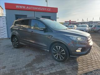 Ford Kuga 2,0 TDCI 4x4 ST-Line 1.MAJITEL SUV