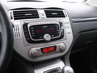 Ford Kuga 2.0 TDCI 103kW 4x4 Tažné CZ SUV - Foto 16