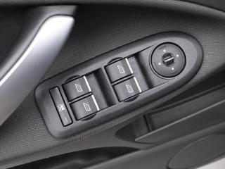 Ford Kuga 2.0 TDCI 103kW 4x4 Tažné CZ SUV - Foto 14