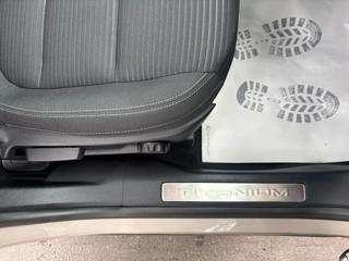 Ford Kuga 2.0EB-140KW/2021/TITAN-4x4-Z36 SUV - Foto 15
