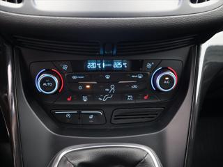 Ford Kuga 1,5 TDCI 88kW CZ Titanium DPH SUV - Foto 19