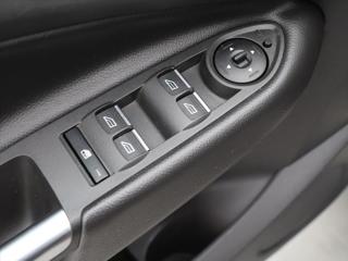 Ford Kuga 1,5 TDCI 88kW CZ Titanium DPH SUV - Foto 14