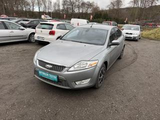 Ford Mondeo 2.0i Ghia hatchback