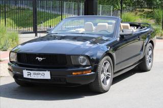 Ford Mustang 4.0L V6 / LPG / 155kW / Manuál kabriolet