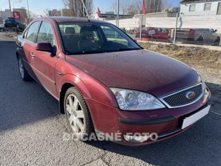 Ford Mondeo 1.8i sedan