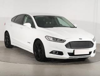 Ford Mondeo 2.0 Hybrid 138kW sedan