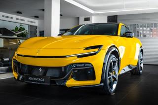 Ferrari Ostatní V12/SoftClose/Pano/Karbon hatchback