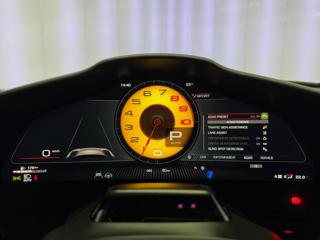 Ferrari Ostatní V12 CARBON, ALCANTARA, PANORAMA, LIFT, MASÁŽ,HUD SUV - Foto 18