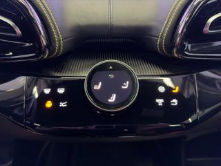 Ferrari Ostatní V12 CARBON, ALCANTARA, PANORAMA, LIFT, MASÁŽ,HUD SUV - Foto 27
